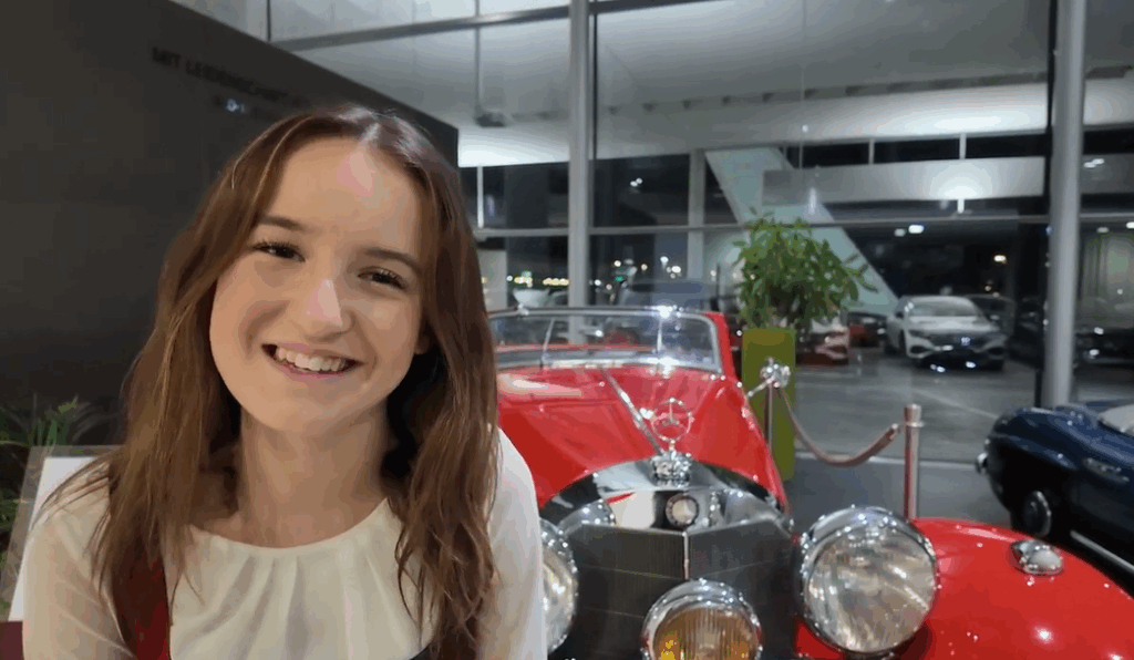 Video 12/25 GLOBAL FAMILY - Charity Event in Salzburg mit Schlagerstern Amelie Ricca